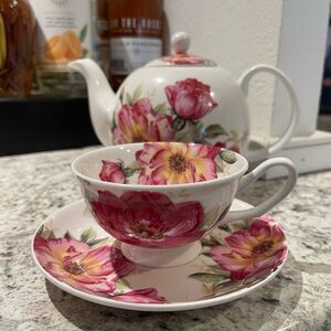 Royal Doulton Floral Teapot and Teacup Set